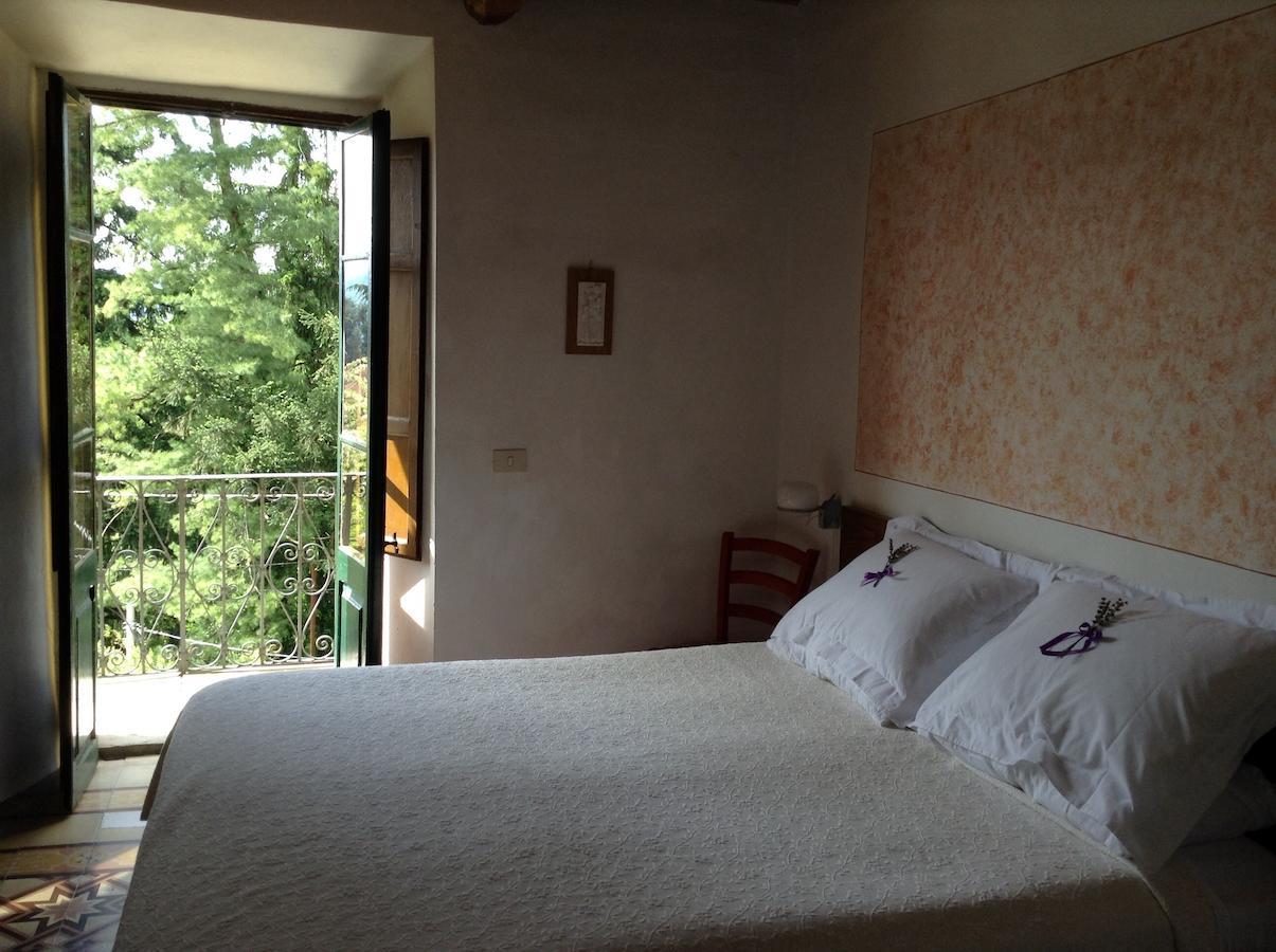 Casa Fontana Tuscany B&B Barga Pokój zdjęcie